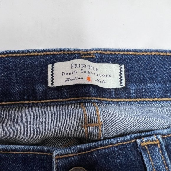 Principle Denim The Flirt Flare Cropped Mi Rise Raw Edge Jeans Size 27 - Picture 4 of 8